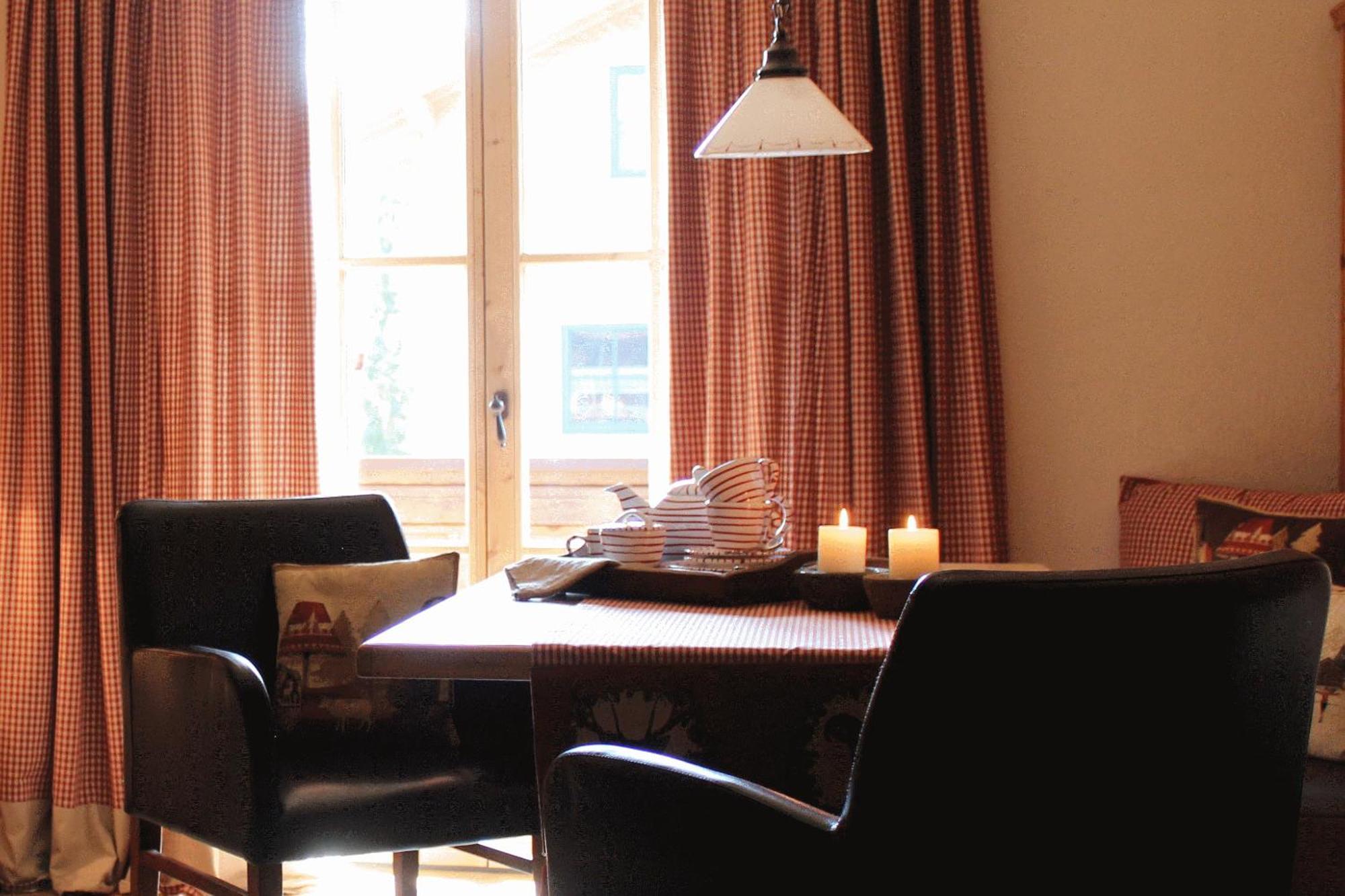 Chalet Tannenhof Lermoos Ruang foto